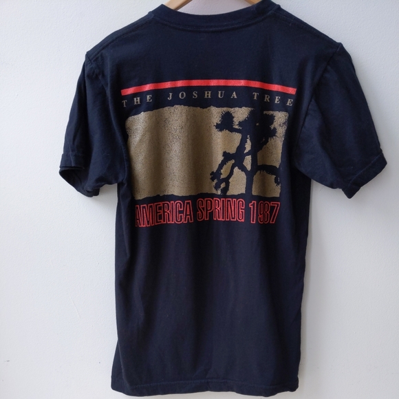 U2 Joshua Tree Band T Shirt Black Red Men's Size Small - Picture 2 of 7